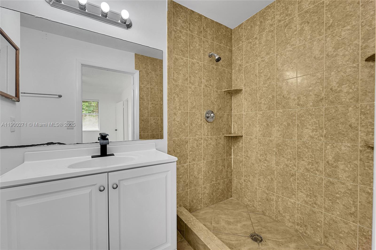 BELLA GRAND CONDO - Residential Lease