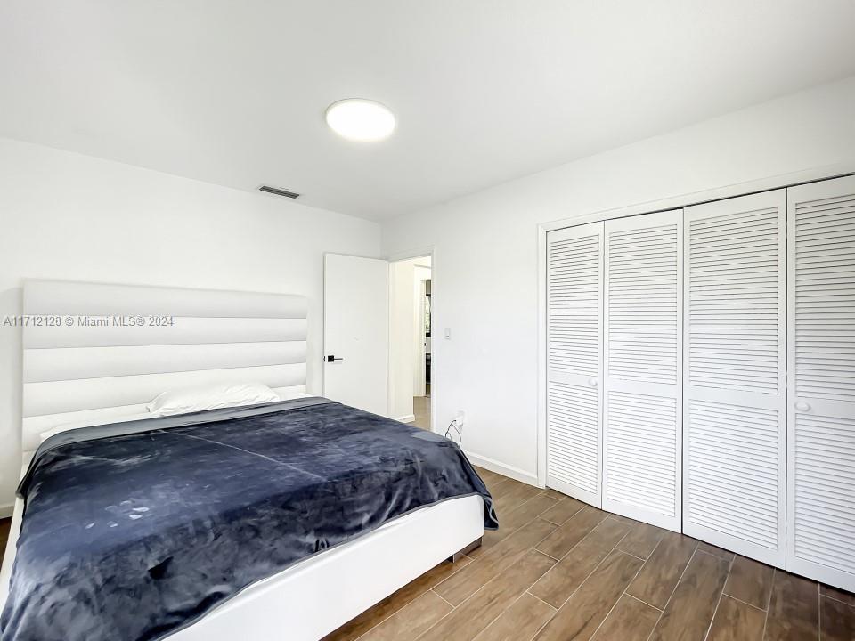 EASTERN SHORES - Residential