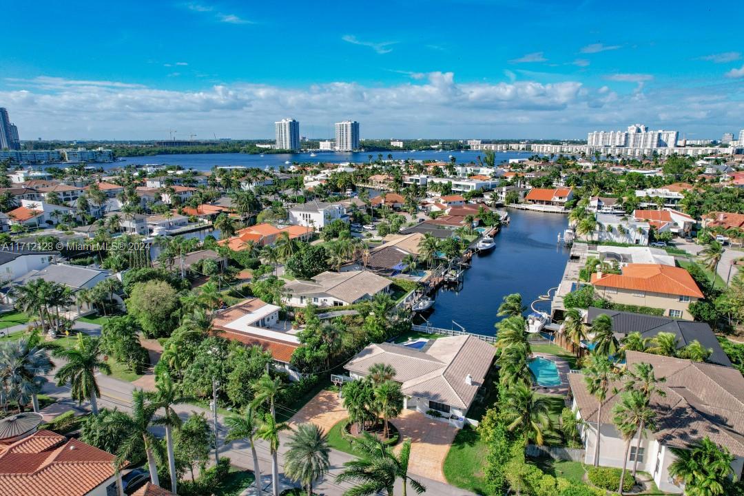 EASTERN SHORES - Residential