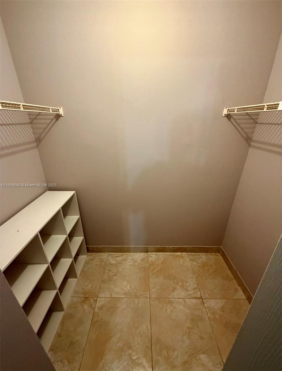 VILLA DEL TRIO - Residential