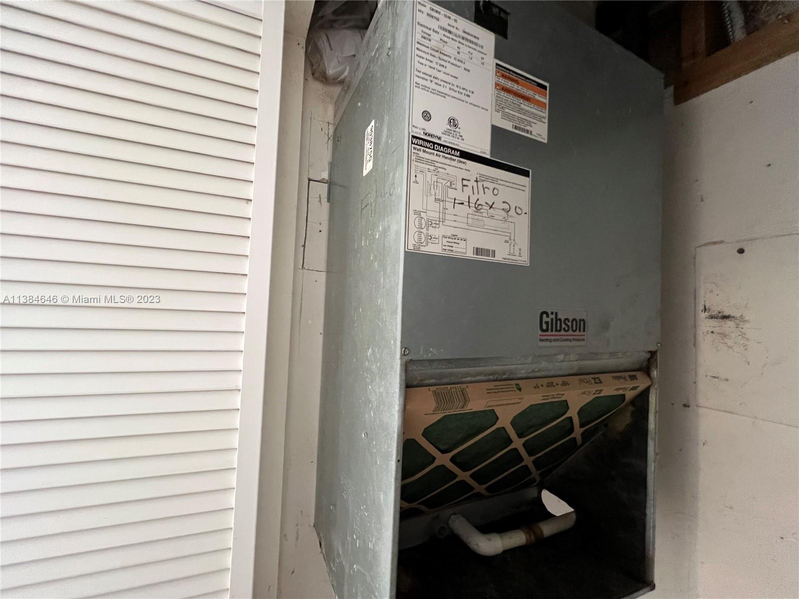 POINT EAST SEC II CONDO - Residential