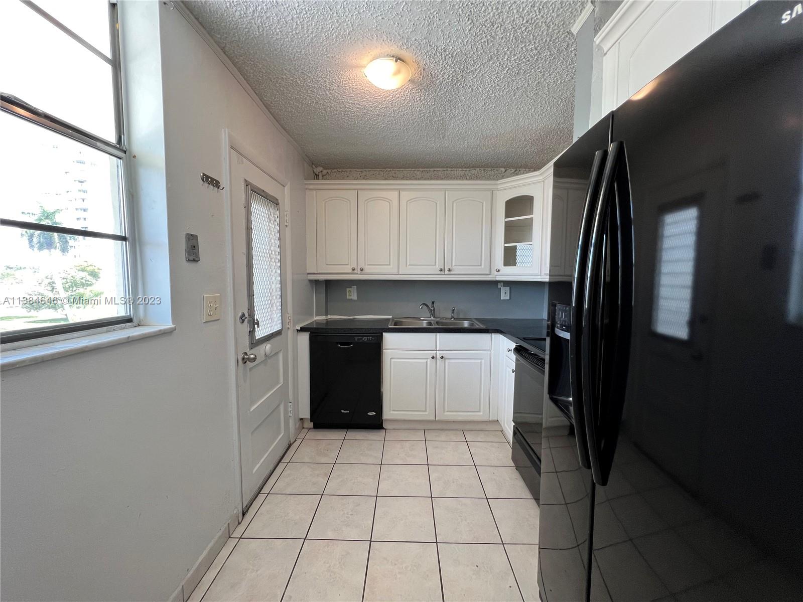 POINT EAST SEC II CONDO - Residential