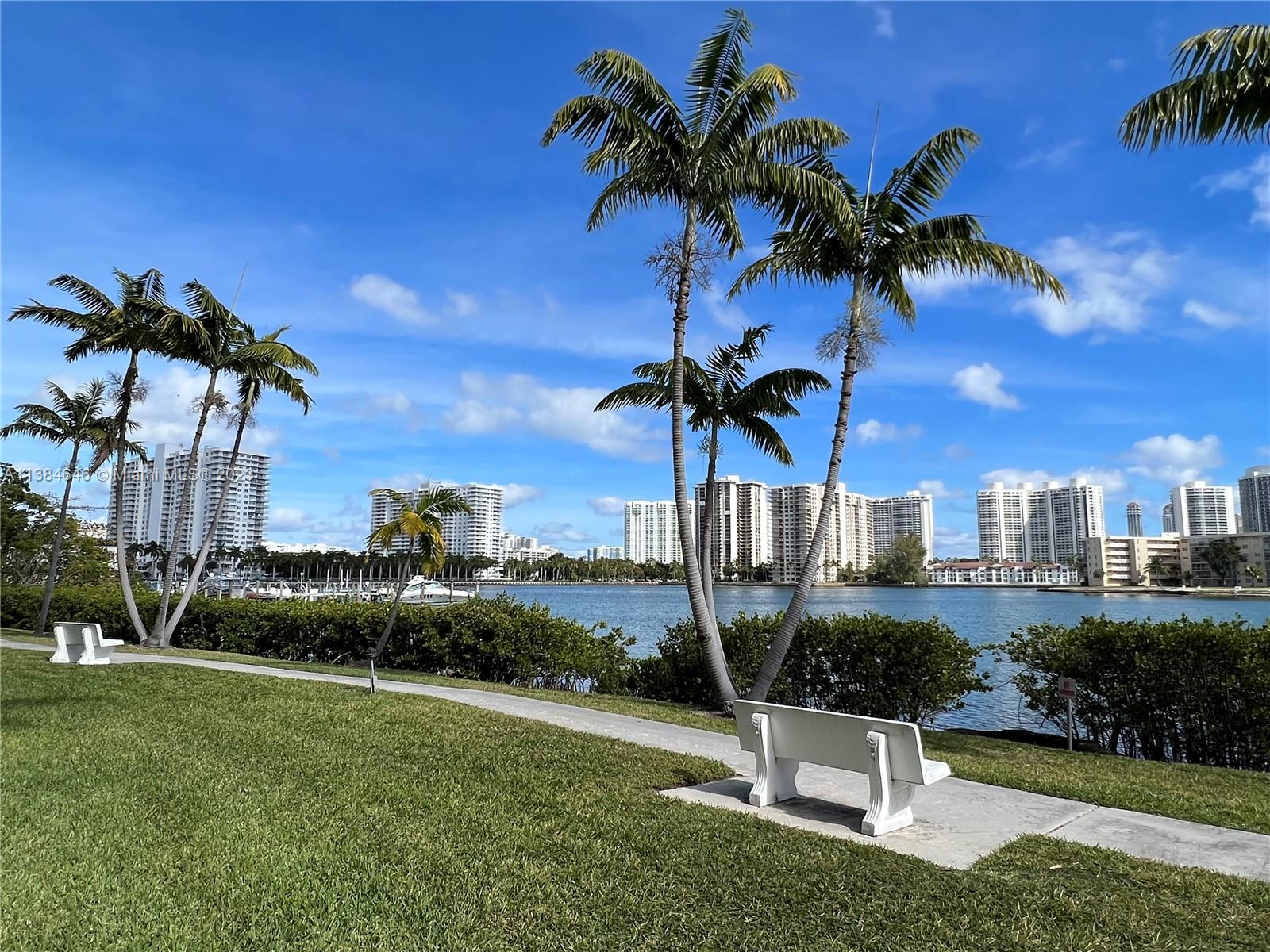 POINT EAST SEC II CONDO - Residential