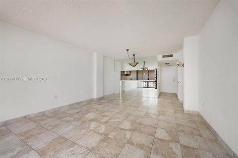 Tiny photo for 600 NE 36th St #1109, Miami, FL 33137 (MLS # A12009435)