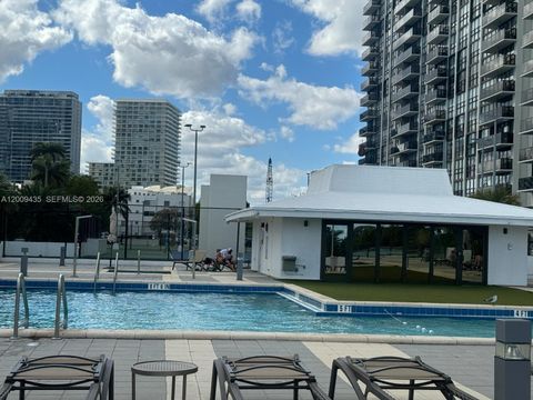 Tiny photo for 600 NE 36th St #1109, Miami, FL 33137 (MLS # A12009435)