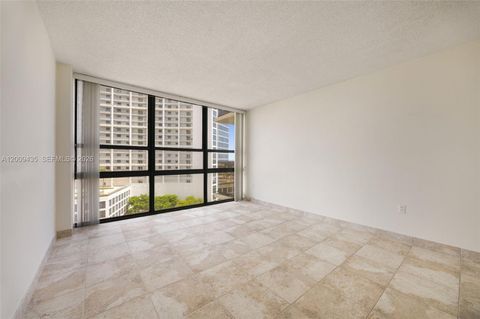 Tiny photo for 600 NE 36th St #1109, Miami, FL 33137 (MLS # A12009435)