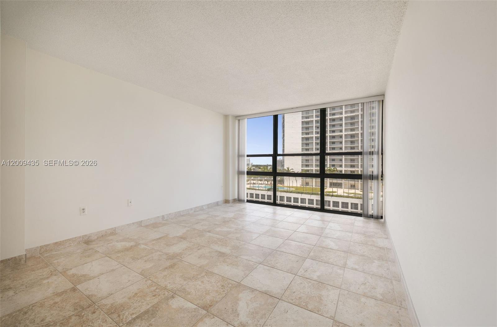 CHARTER CLUB CONDO - Residential