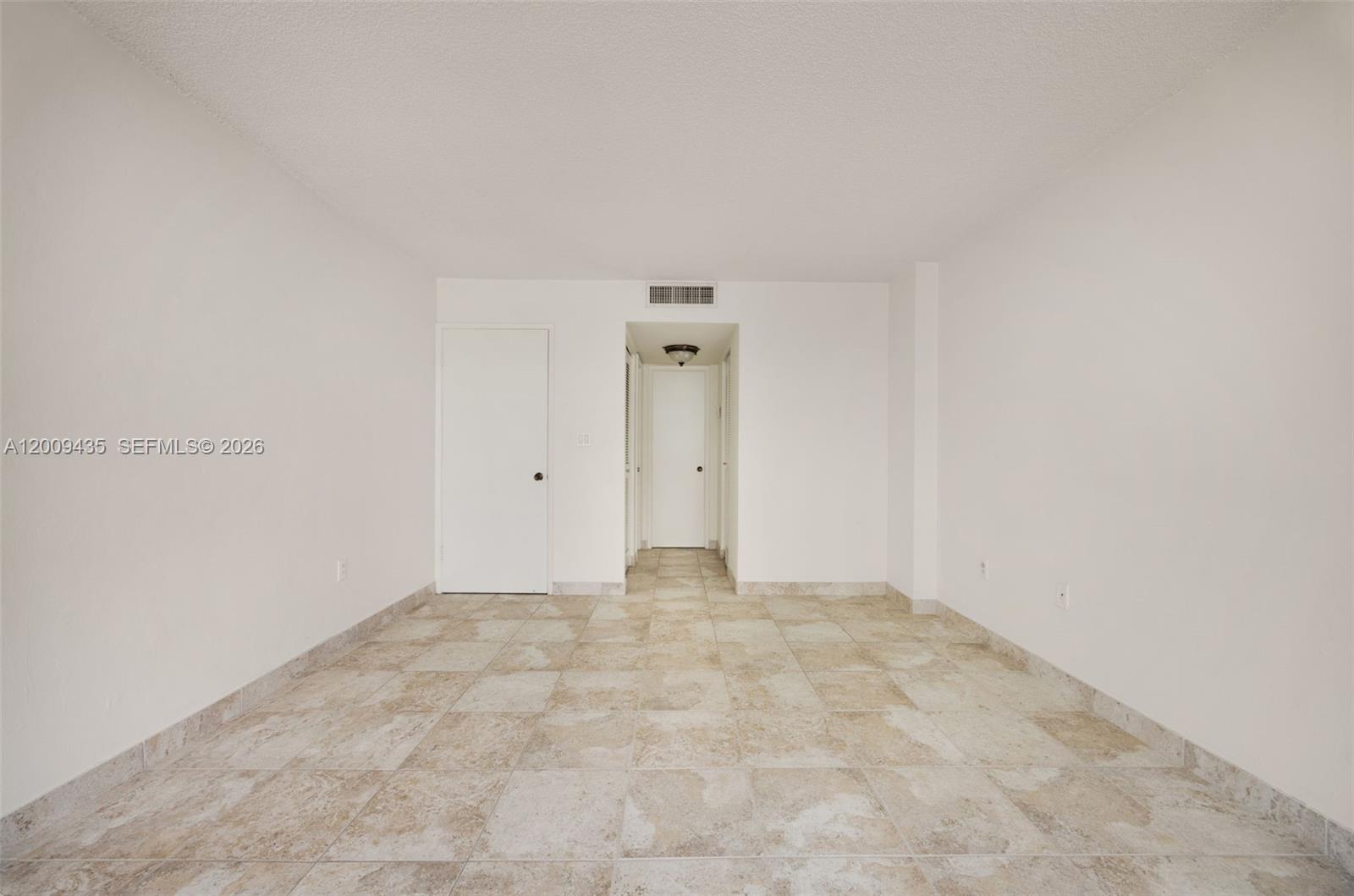 CHARTER CLUB CONDO - Residential