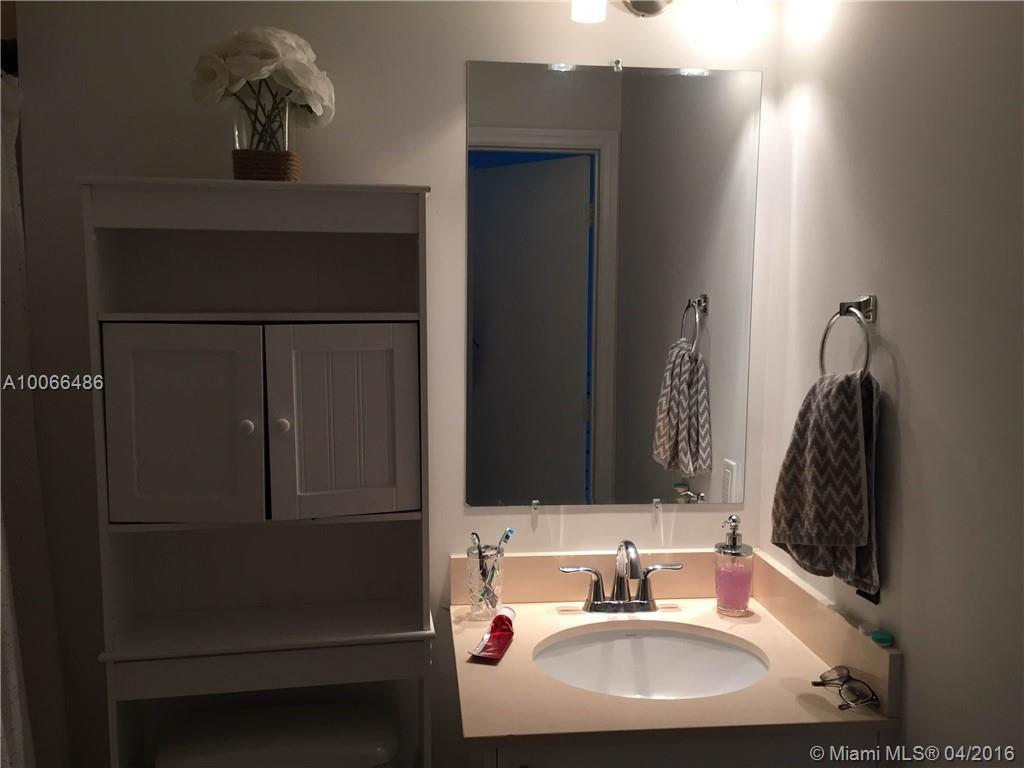 INFINITY AT BRICKELL - Residential Lease