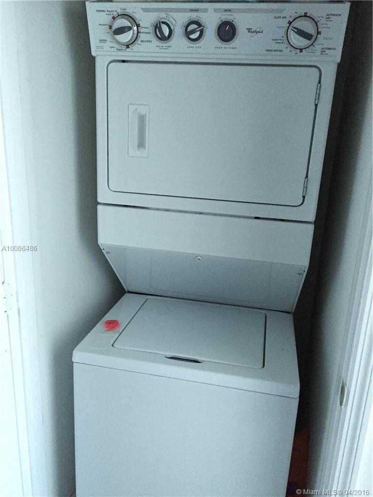 INFINITY AT BRICKELL - Residential Lease