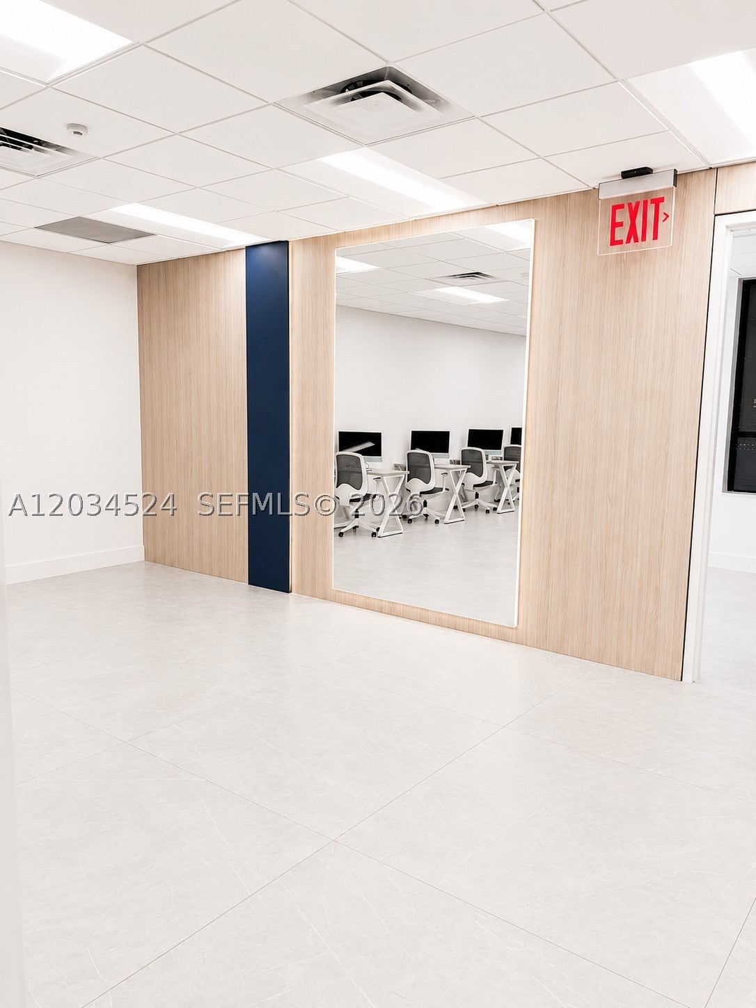 1110 Ponce De Leon Blvd