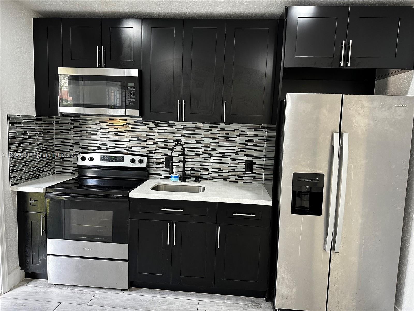 7TH AVENUE HIGHLANDS - Residential Lease