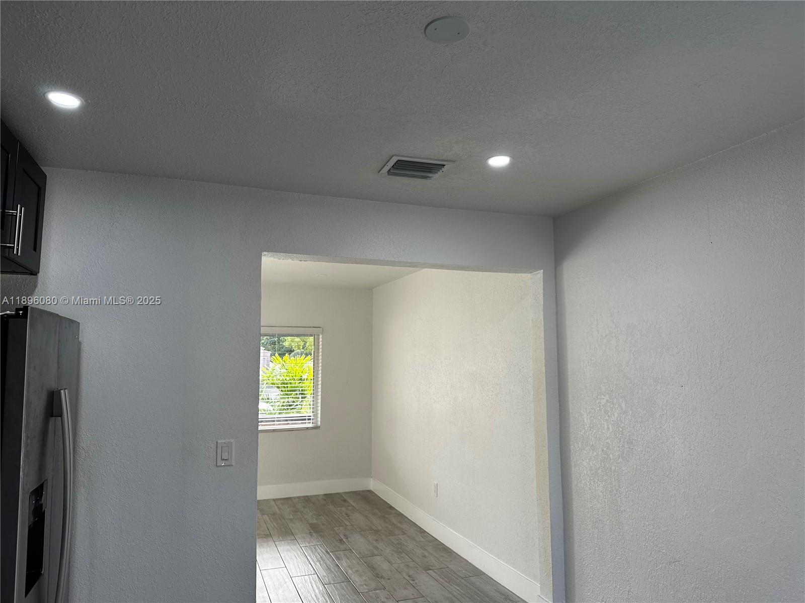 7TH AVENUE HIGHLANDS - Residential Lease