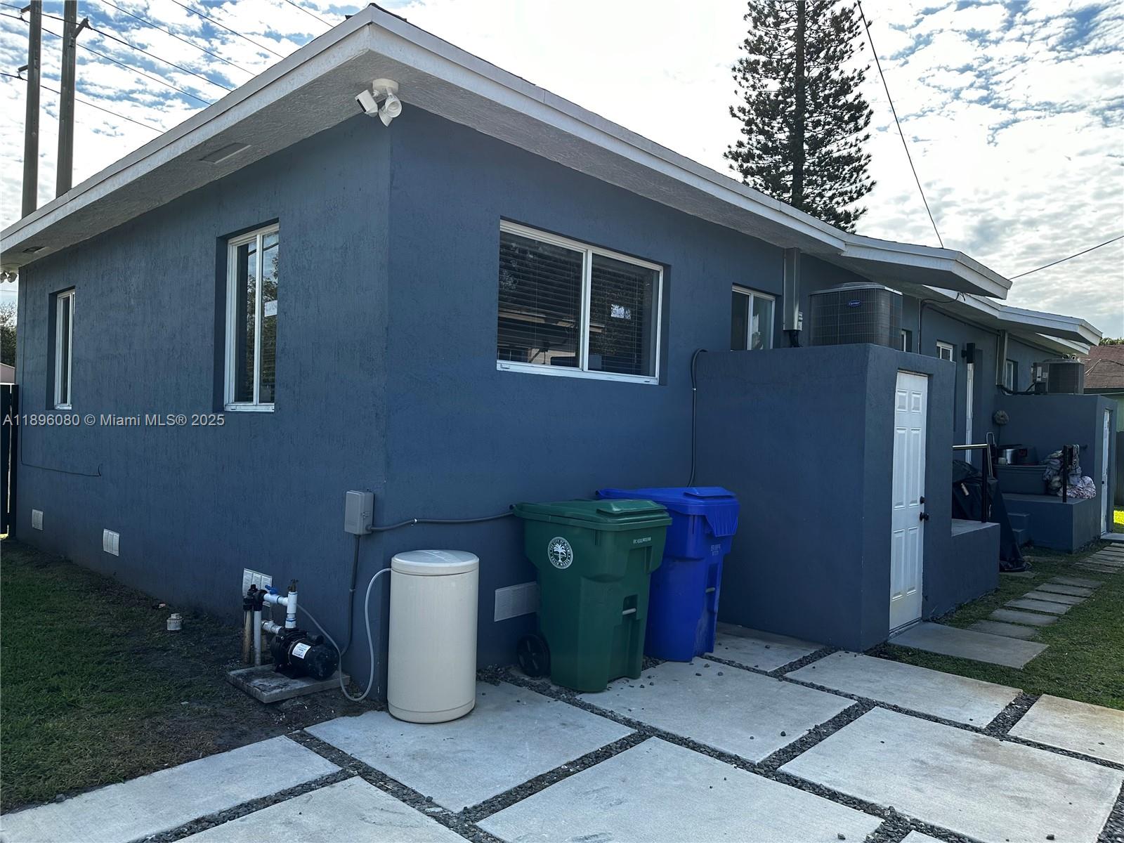 7TH AVENUE HIGHLANDS - Residential Lease