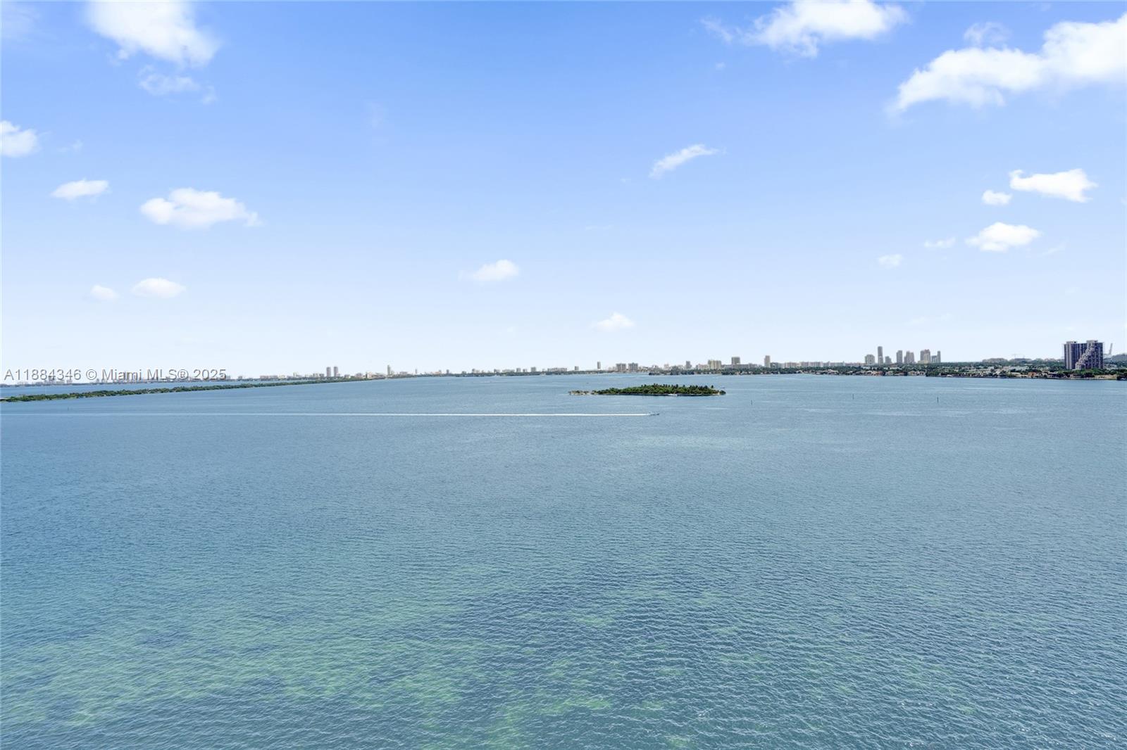 ARIA RESERVE - Residential