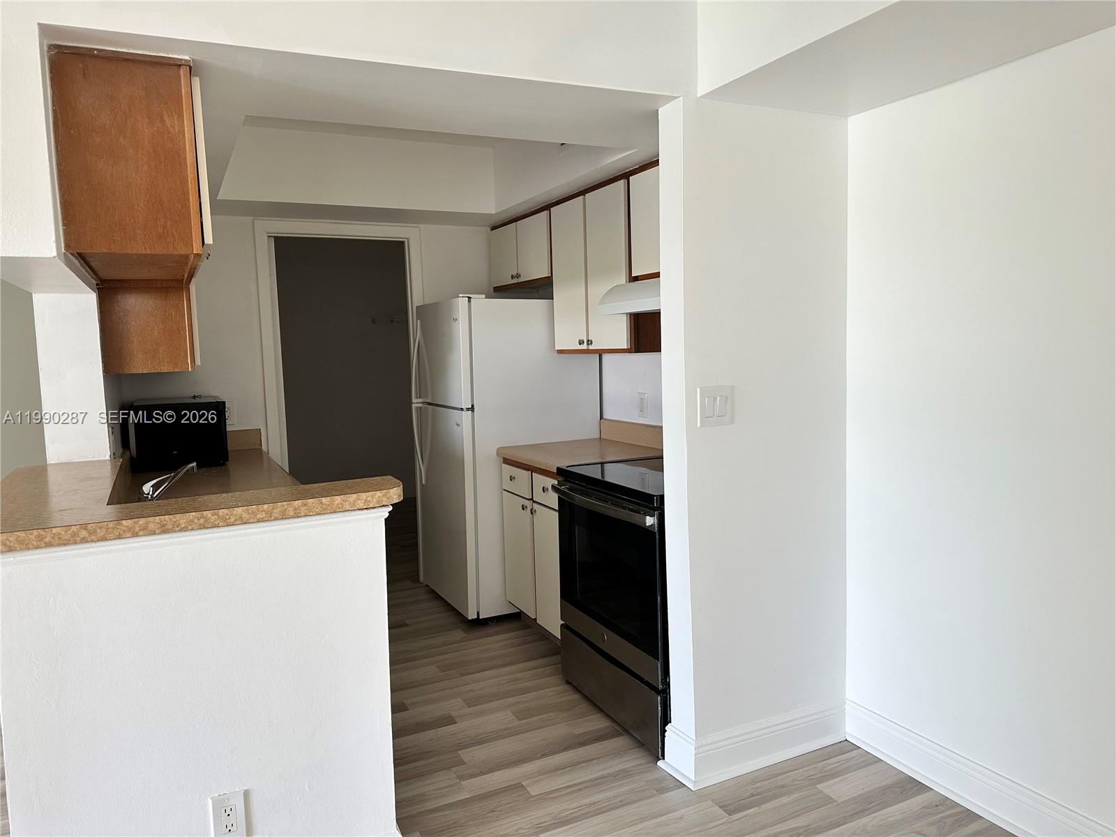 SUN VISTA GARDENS CONDO - Residential Lease