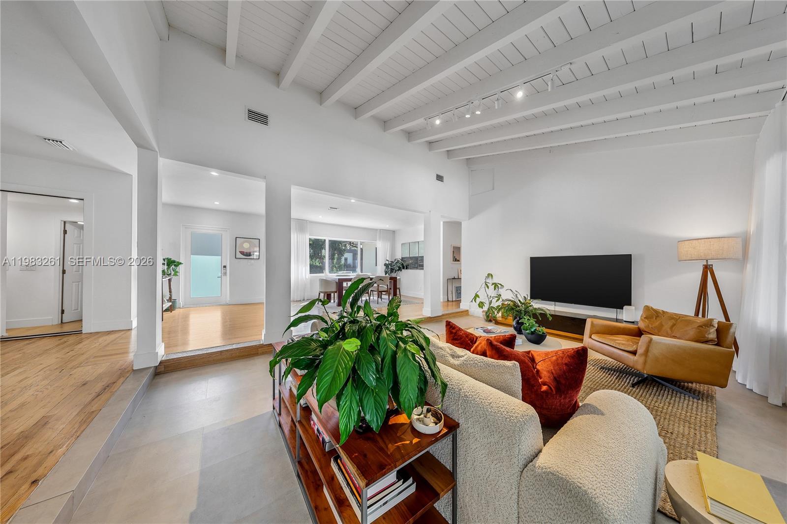 MIAMI SHORES ESTATES - Residential