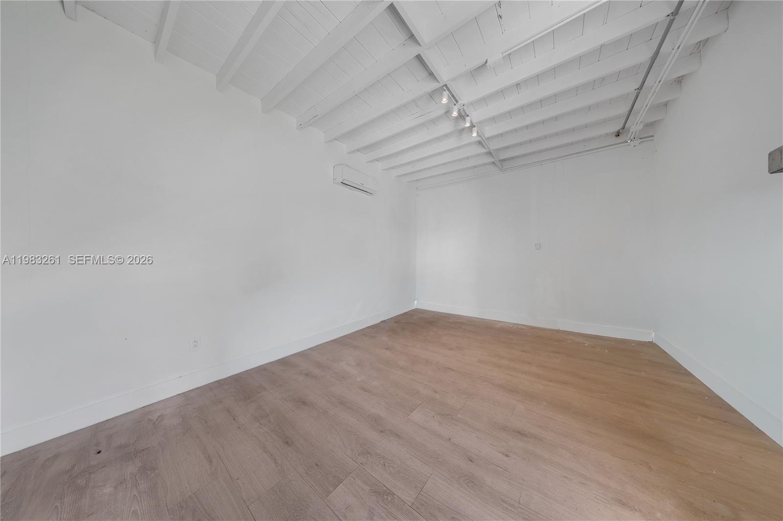 MIAMI SHORES ESTATES - Residential