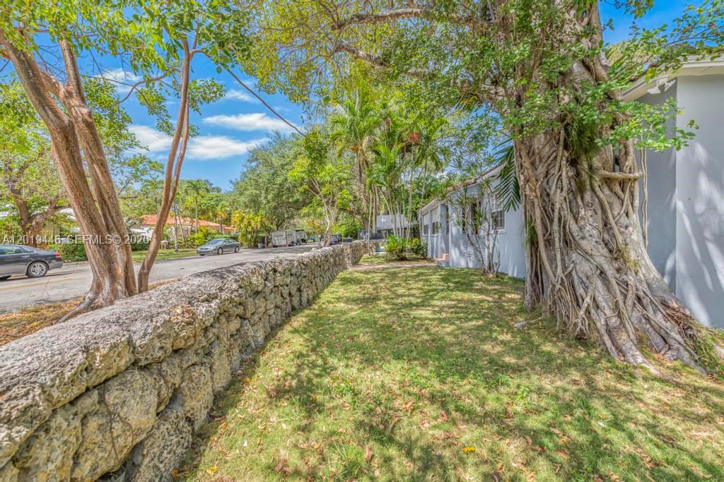 SILVER BLUFF EST SEC C - Residential