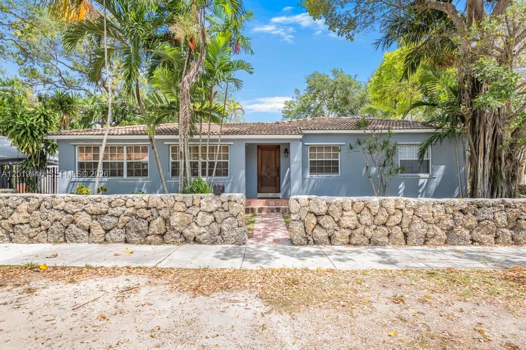 SILVER BLUFF EST SEC C - Residential