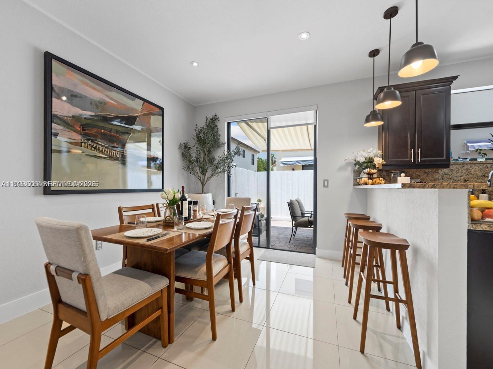 DORAL BREEZE - Residential Lease