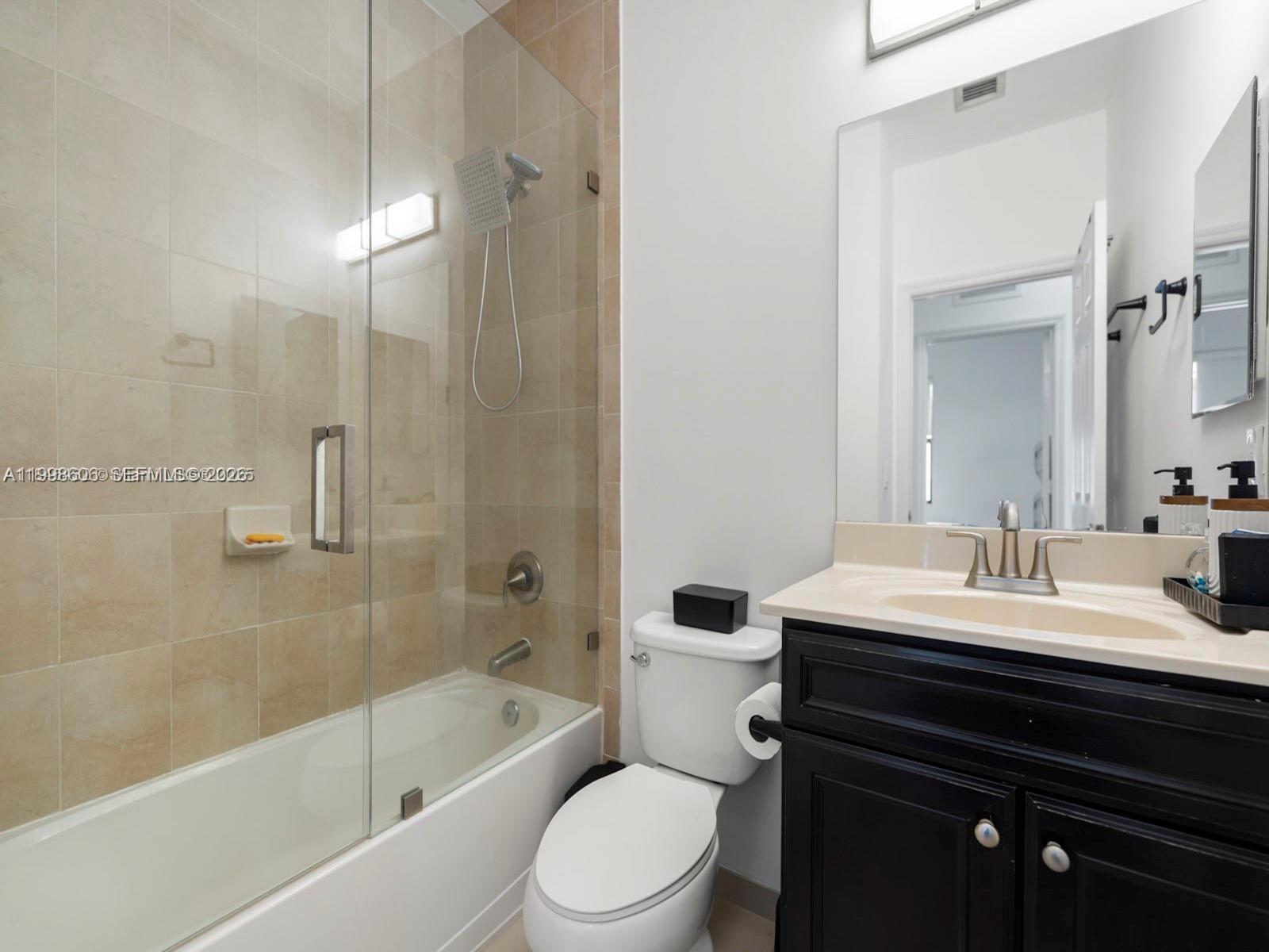 DORAL BREEZE - Residential Lease