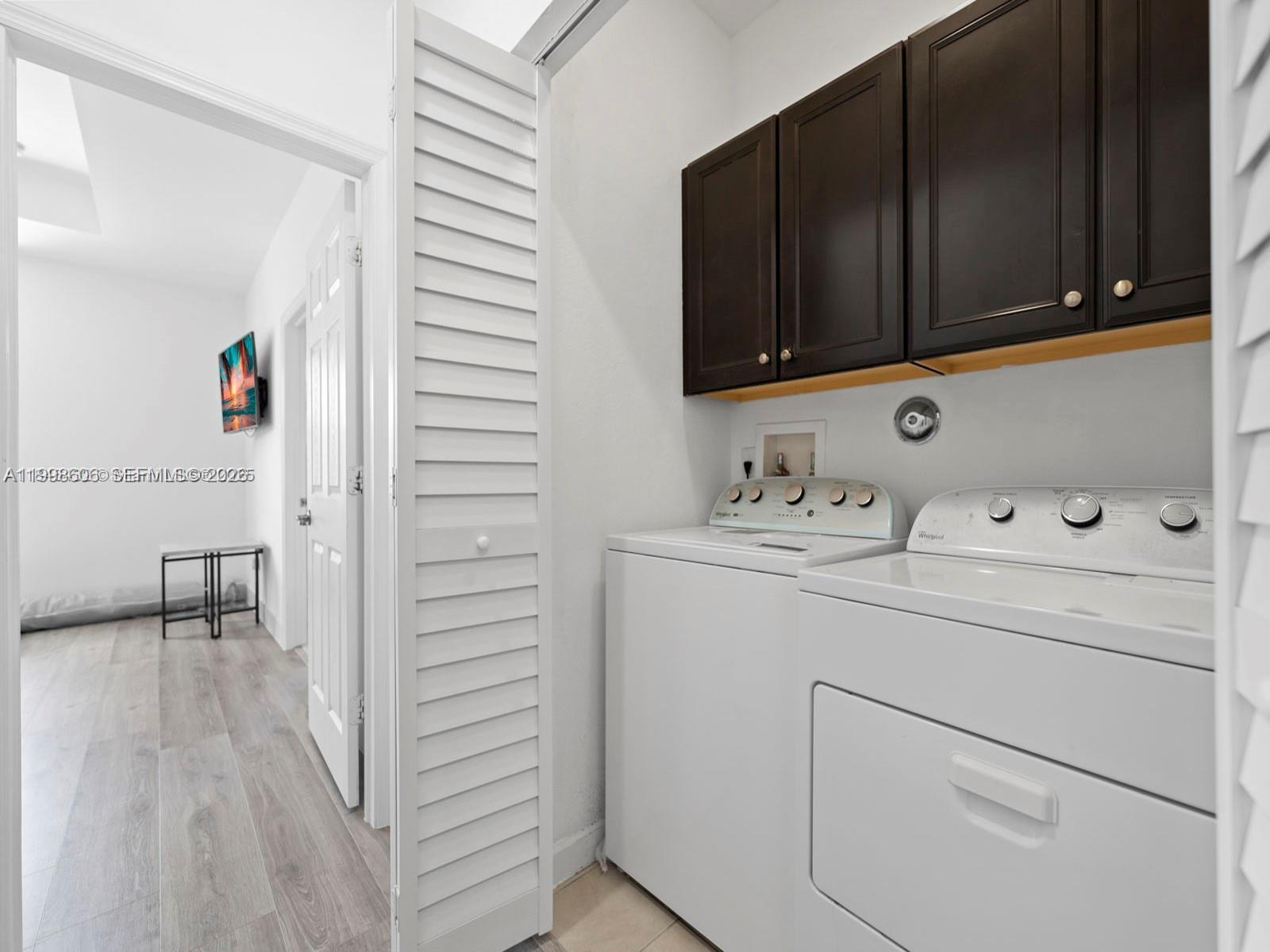 DORAL BREEZE - Residential Lease