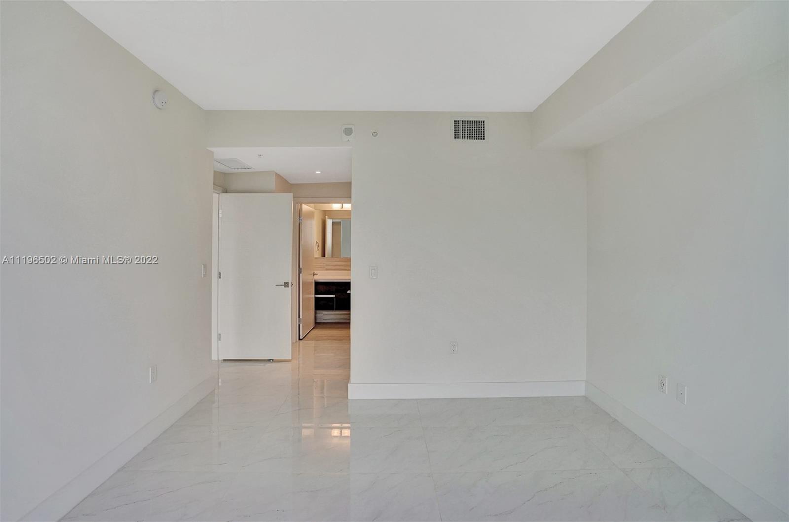 MERRICK MANOR - Residential Lease