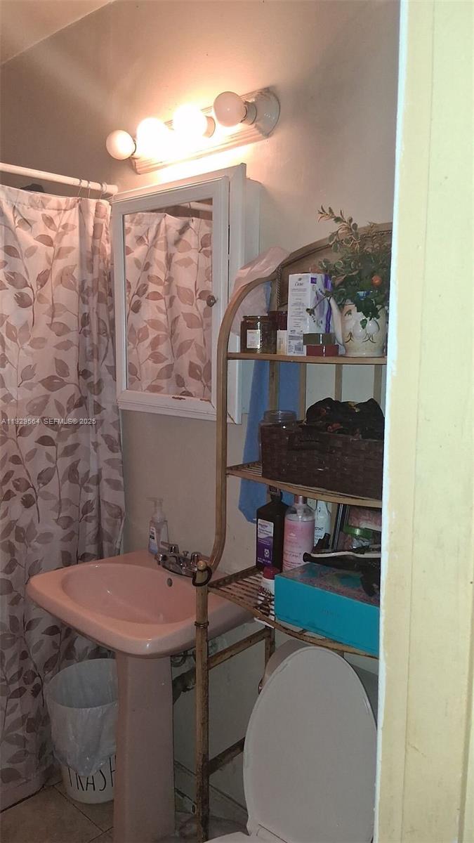 1ST ADDN TO PANULETA GARD - Residential