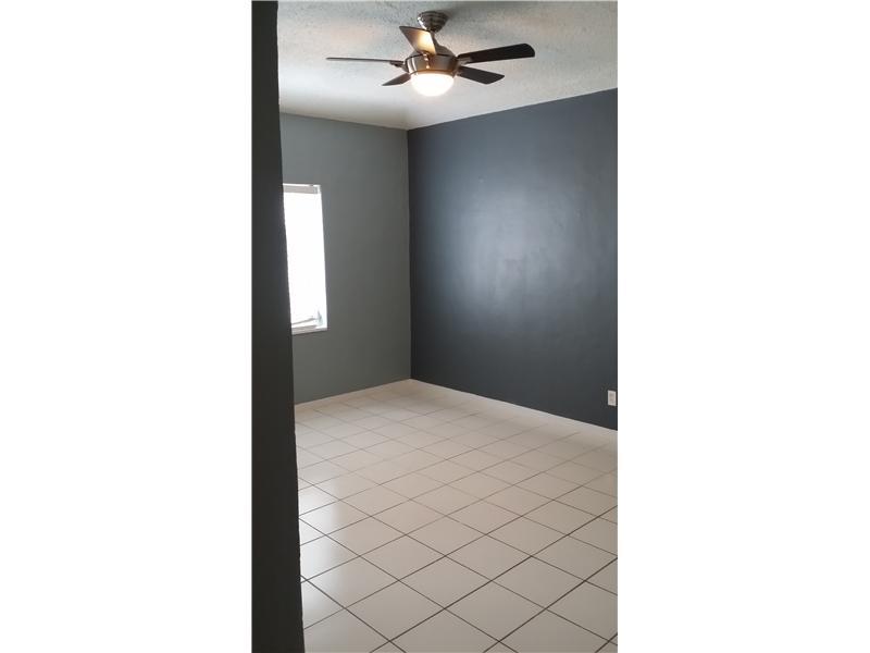 CARMEL VILLAS CONDO - Residential Lease