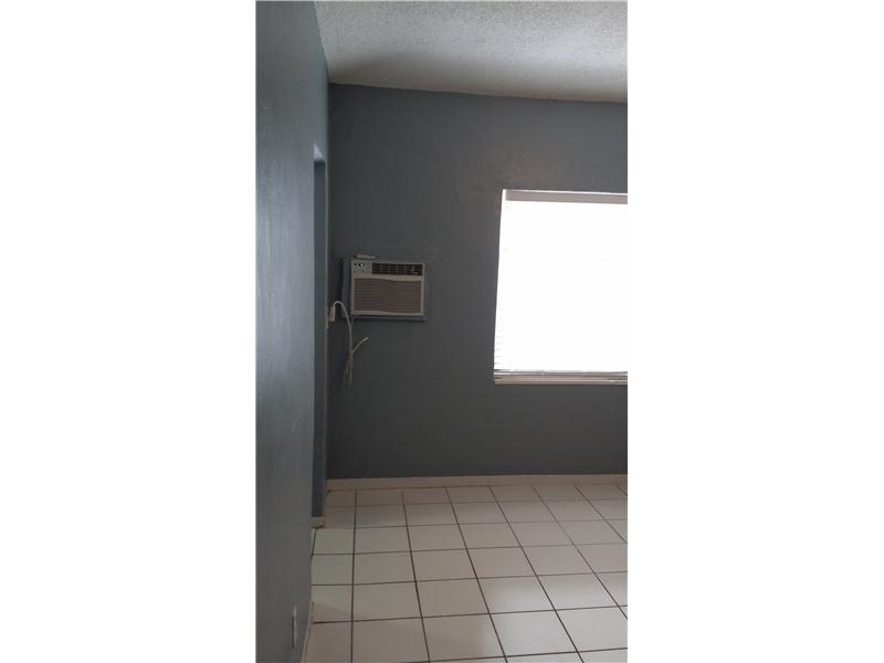 CARMEL VILLAS CONDO - Residential Lease