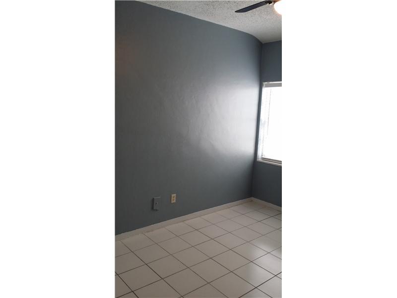 CARMEL VILLAS CONDO - Residential Lease