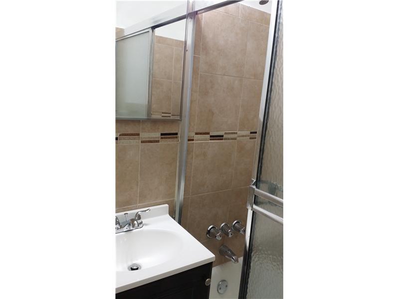 CARMEL VILLAS CONDO - Residential Lease