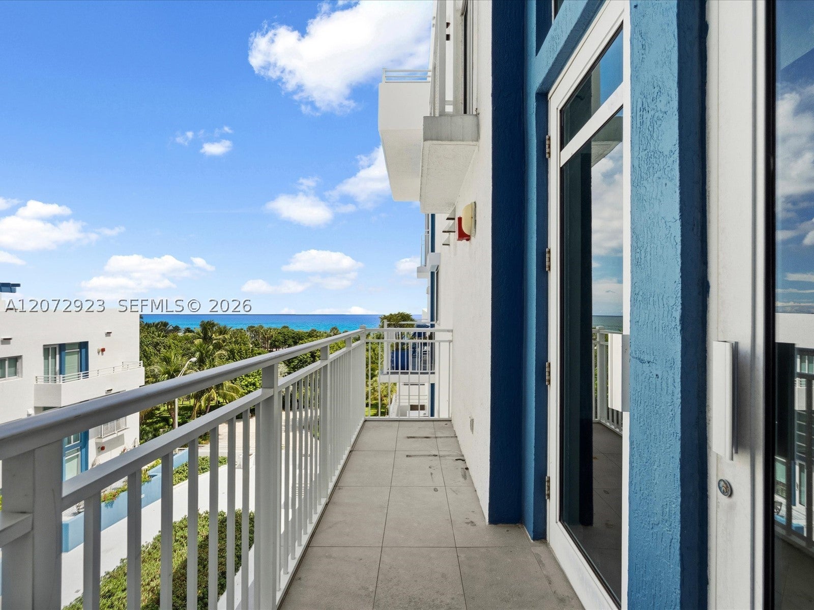 7600 Collins Ave 703