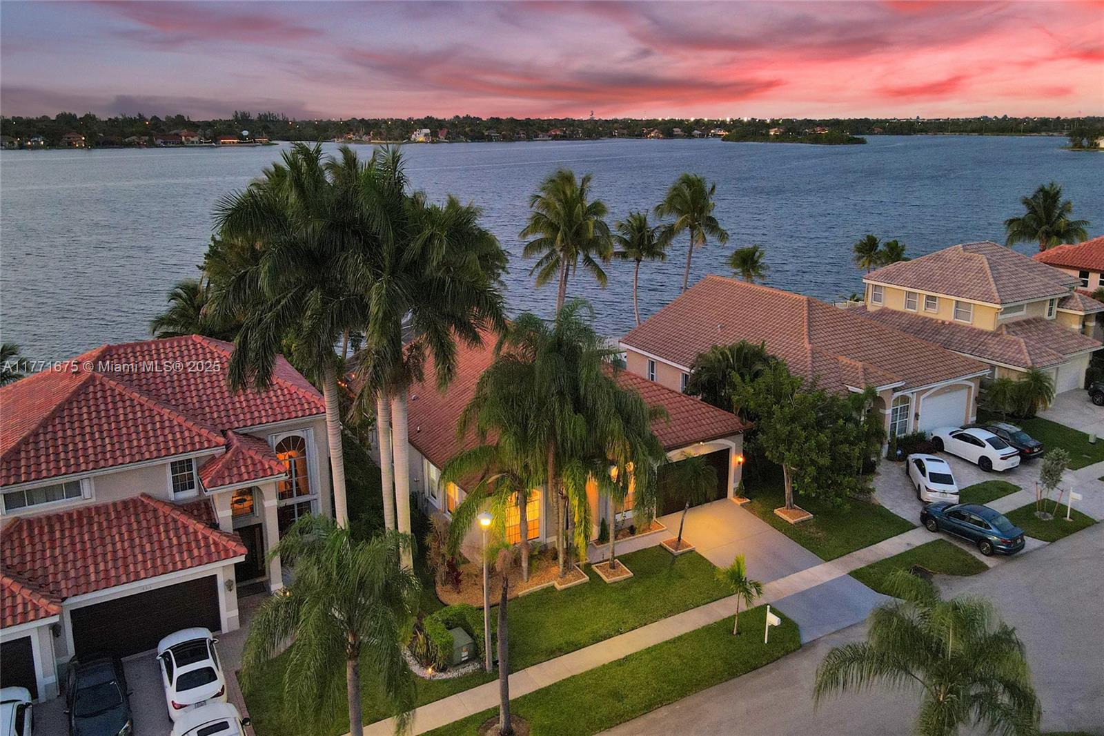 SILVER LAKES AT PEMBROKE - Residential