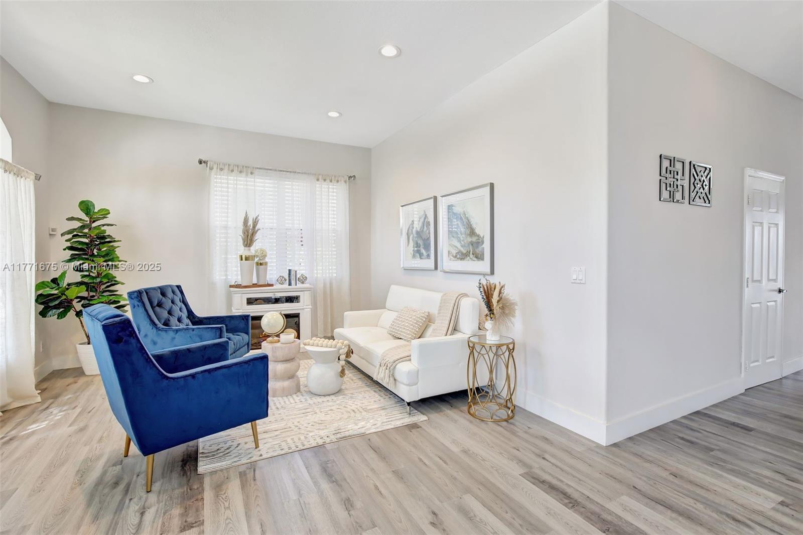 SILVER LAKES AT PEMBROKE - Residential