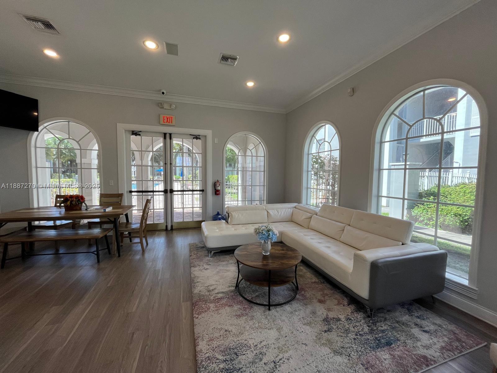 DEVONAIRE CONDO AT PEMBRO - Residential