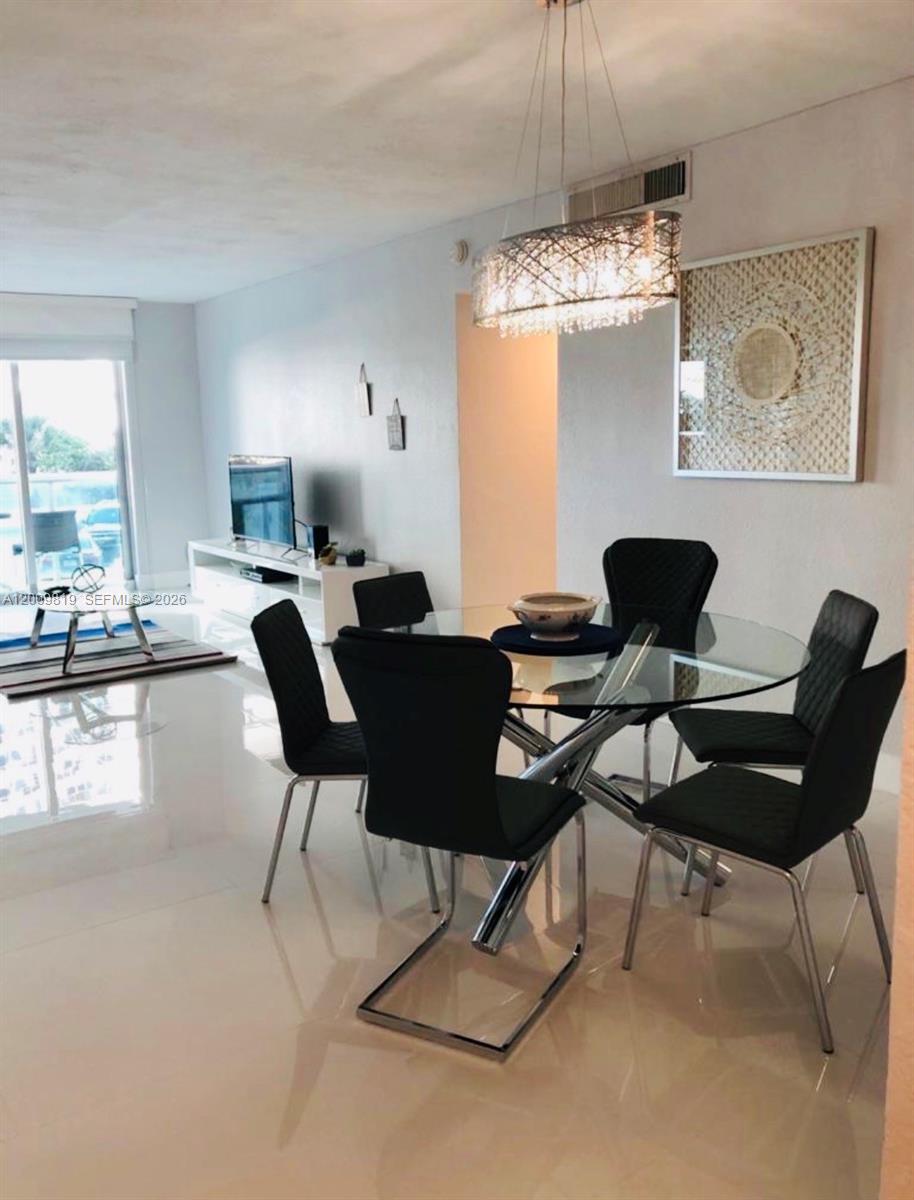 TIDES ON HOLLYWOOD BEACH - Residential
