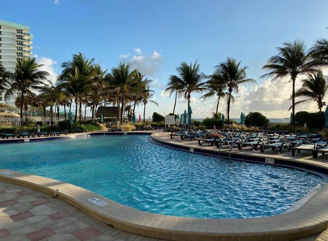 TIDES ON HOLLYWOOD BEACH - Residential