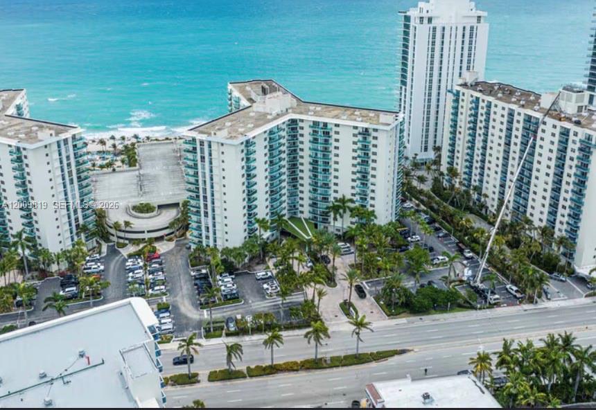 TIDES ON HOLLYWOOD BEACH - Residential