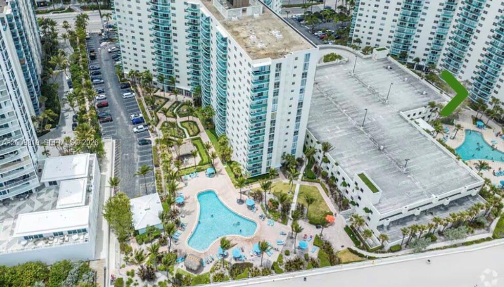 TIDES ON HOLLYWOOD BEACH - Residential