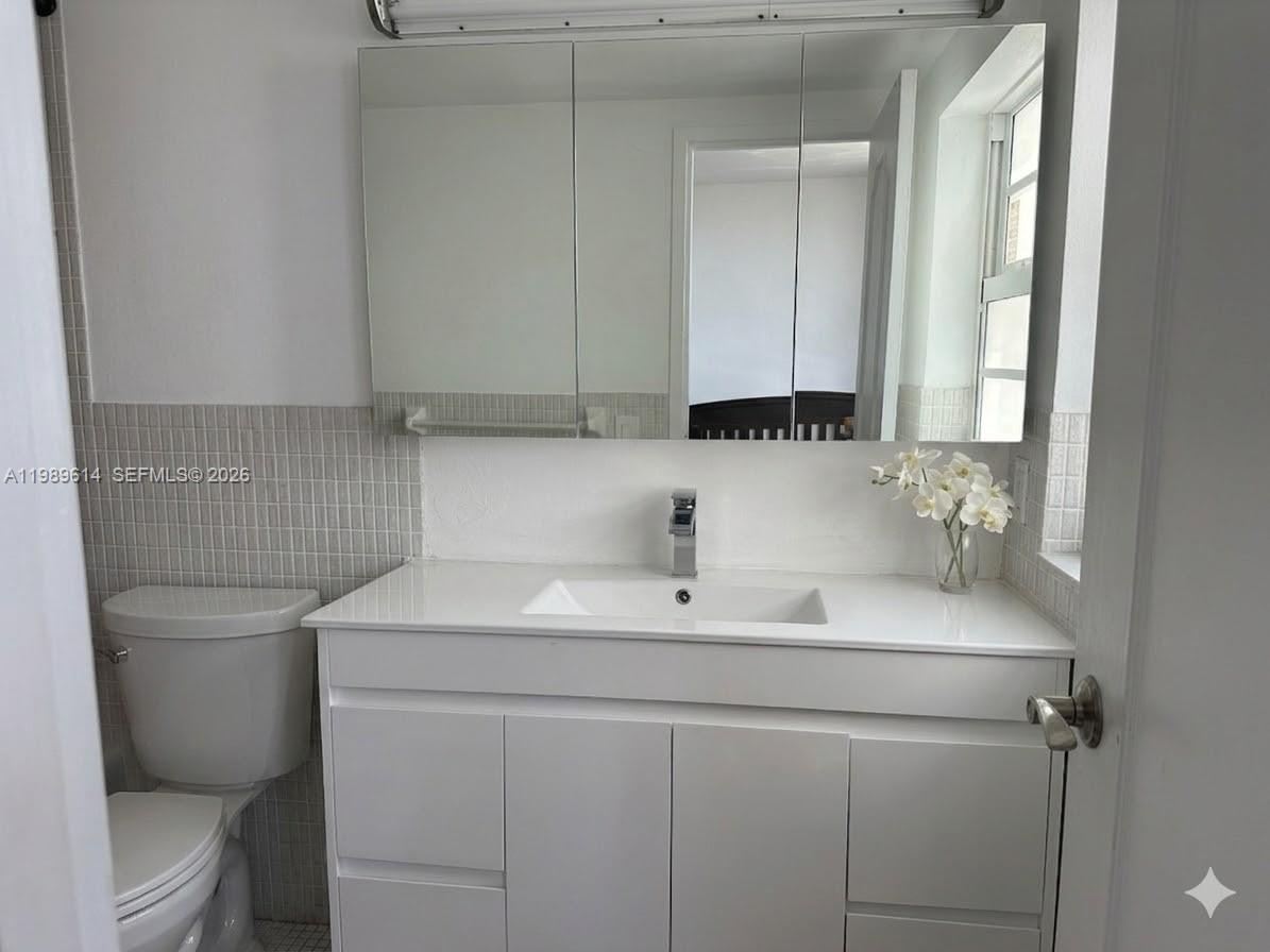 GRANADA CONDOMINIUM - Residential