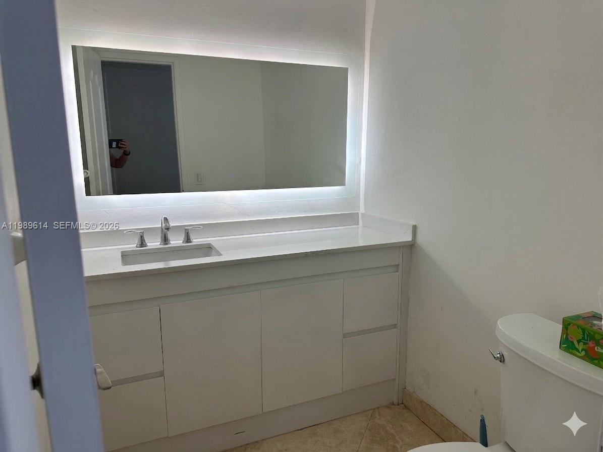 GRANADA CONDOMINIUM - Residential