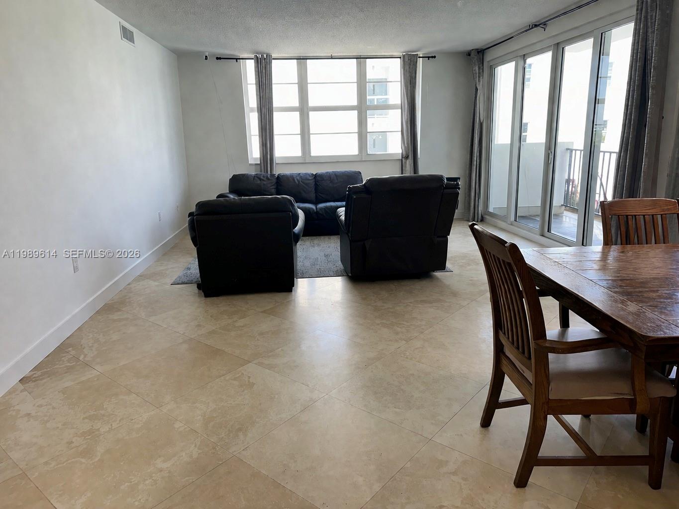 GRANADA CONDOMINIUM - Residential