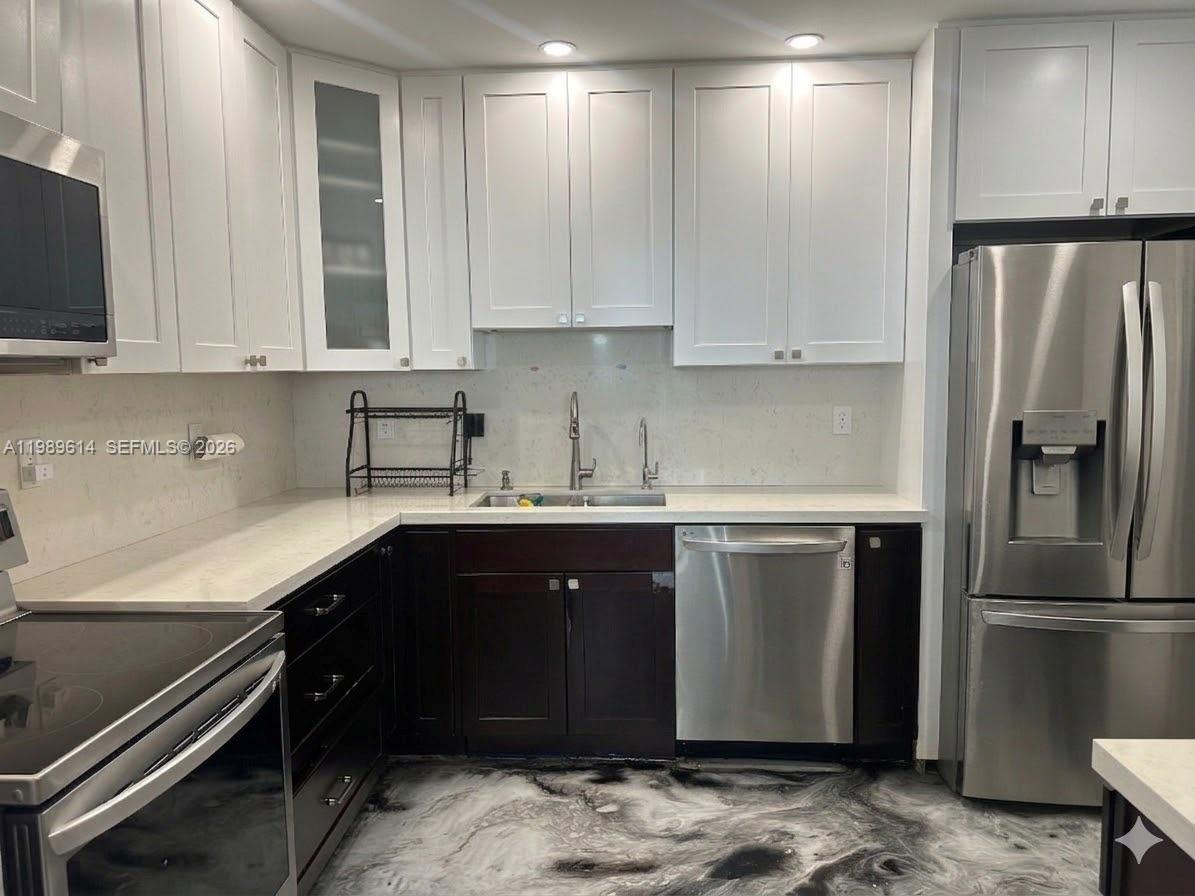 GRANADA CONDOMINIUM - Residential