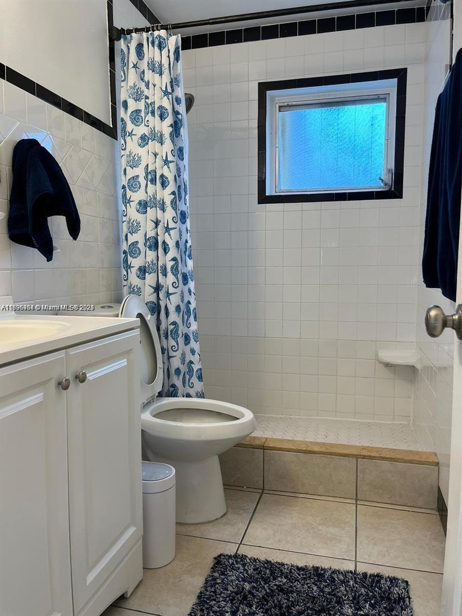 DRIFTWOOD HEIGHTS - Residential Lease