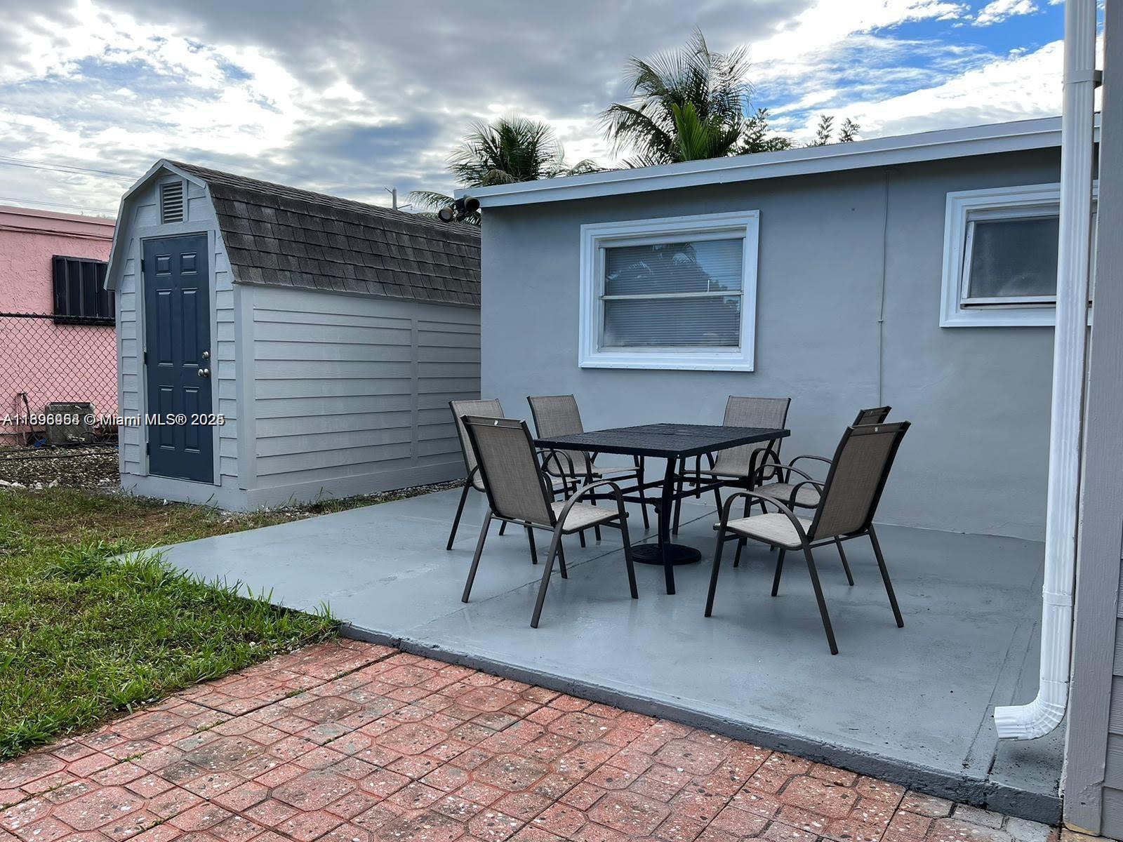 DRIFTWOOD HEIGHTS - Residential Lease
