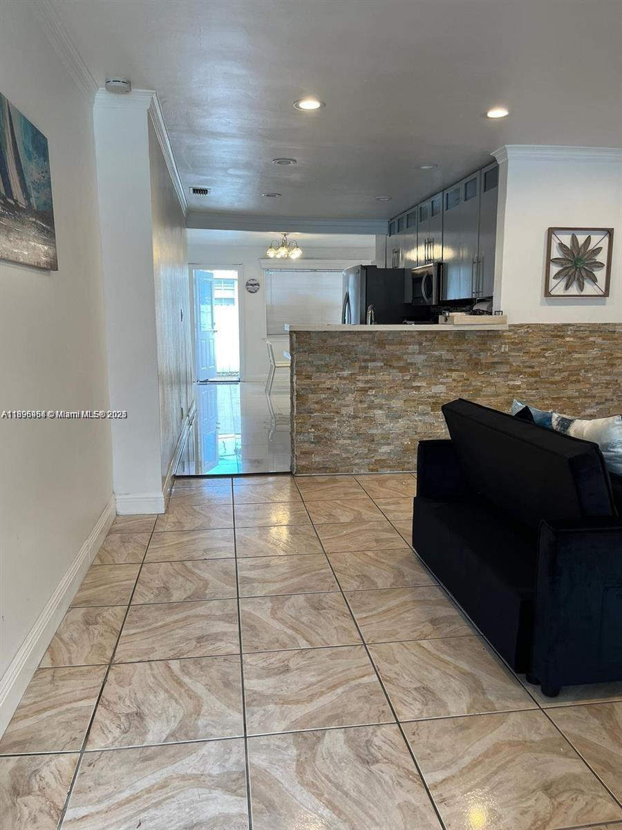 DRIFTWOOD HEIGHTS - Residential Lease