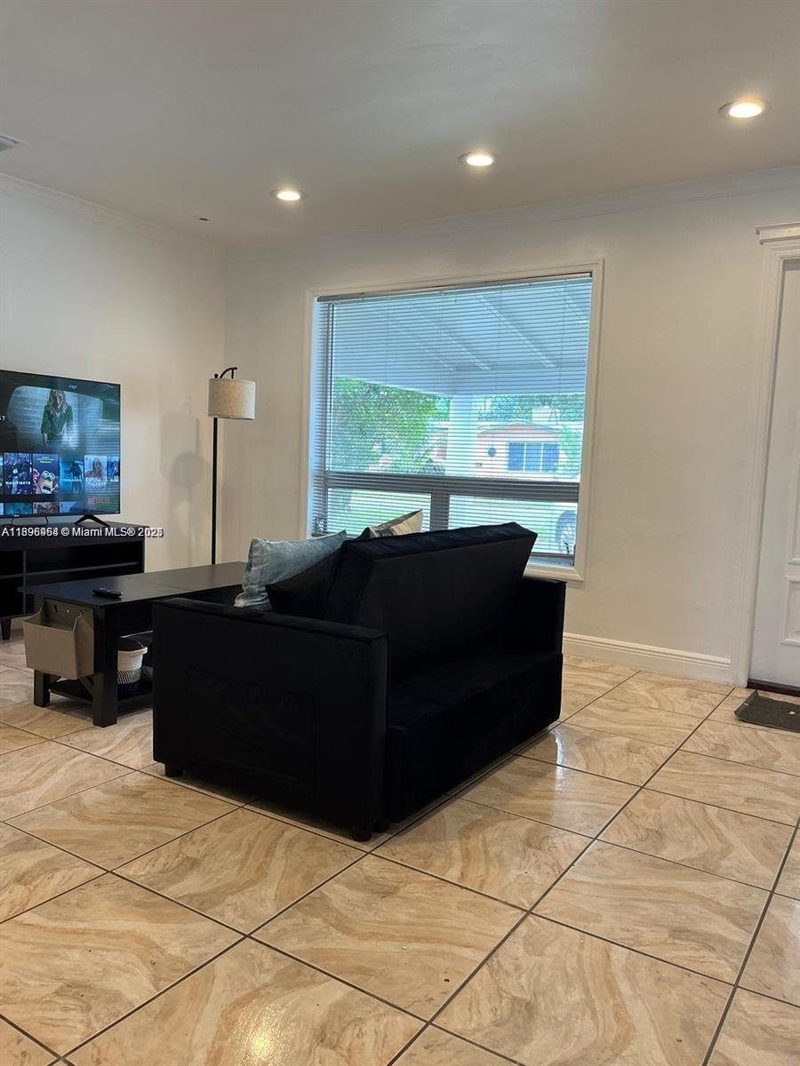 DRIFTWOOD HEIGHTS - Residential Lease
