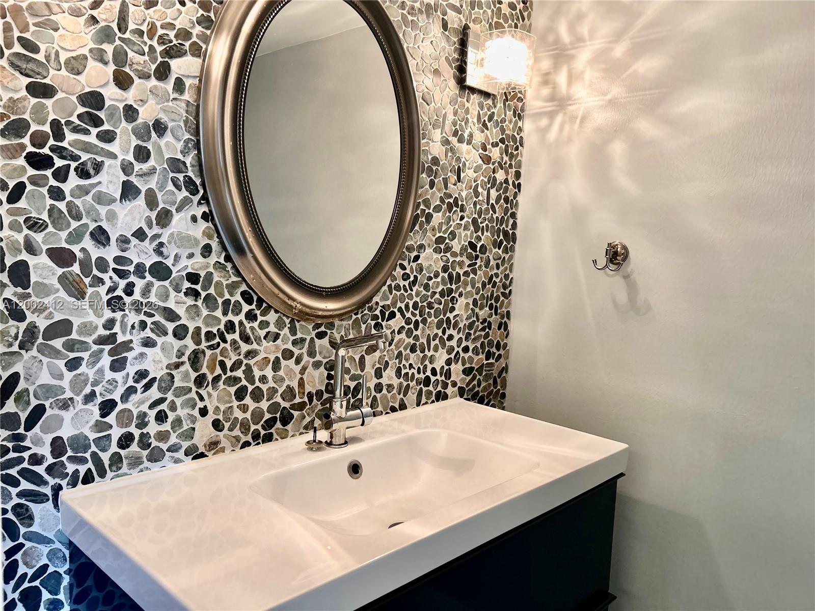 WATERGATE CONDOMINIUM NO - Residential Lease